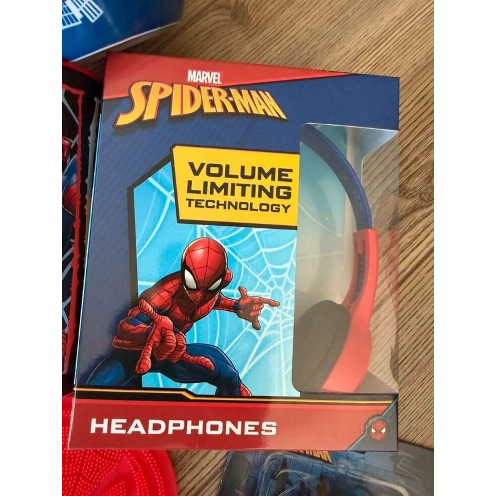 Spider-Man Bundle - Picture 2 of 6